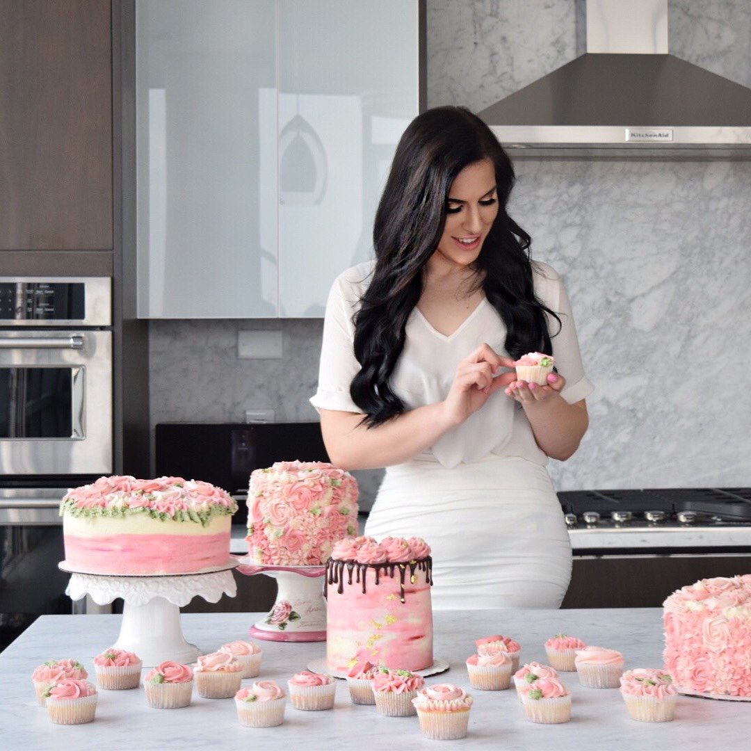 Cakes by Lalae